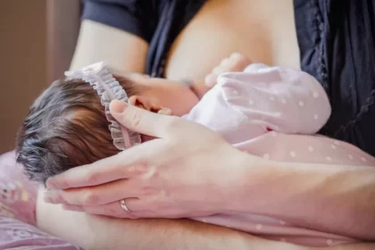 Cum se schimba laptele matern pentru a satisface nevoile bebelusilor
