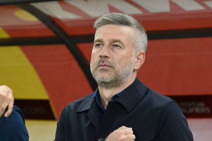 edward iordanescu.jpeg